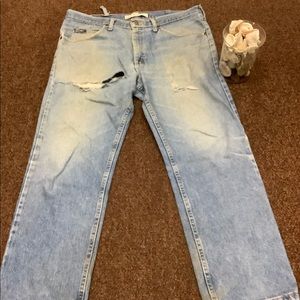 Distressed Lee Jeans 38x29